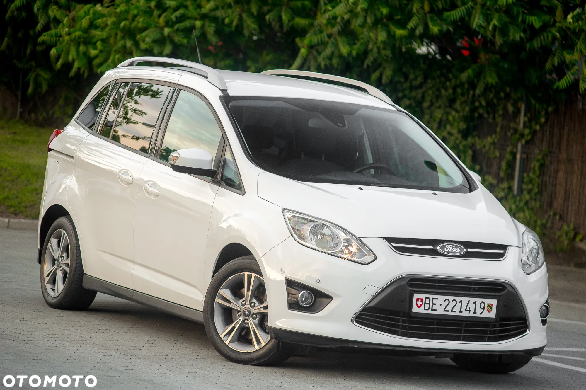 Ford Grand C-MAX - 3