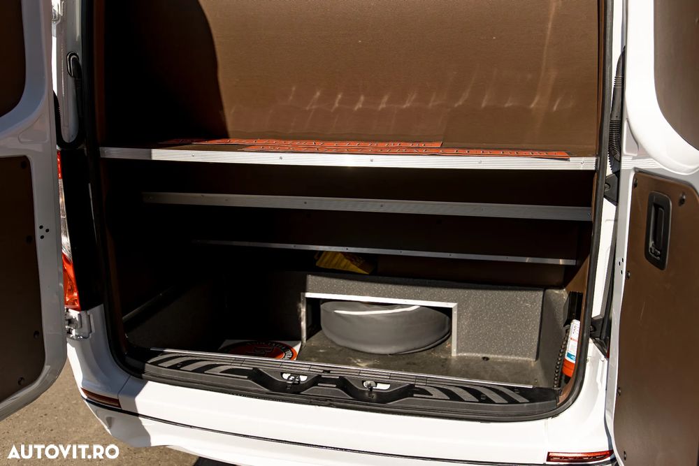 Mercedes-Benz Sprinter - 36