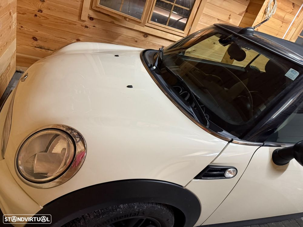 MINI Cabrio Cooper D - 11