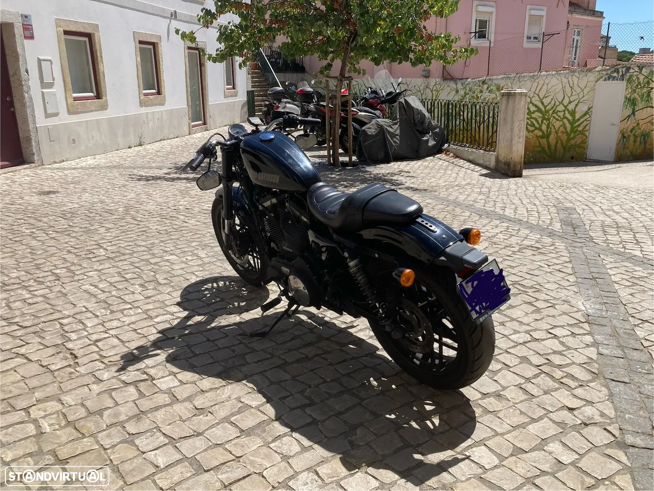 Harley-Davidson Roadster - 5