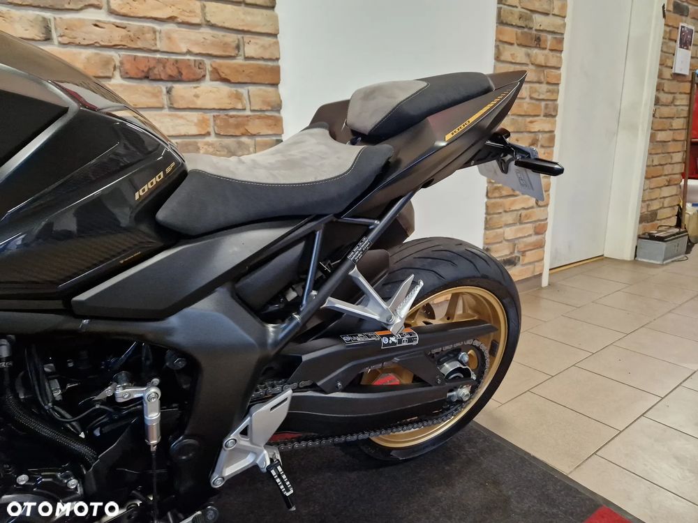 Honda Hornet - 14