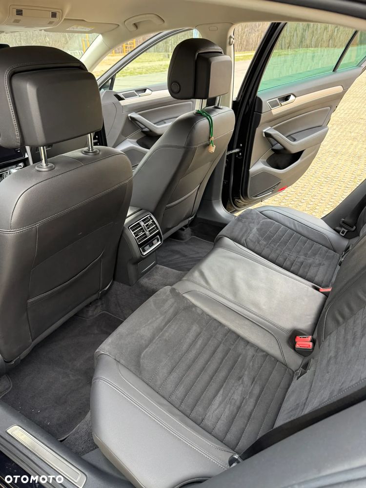Volkswagen Passat 2.0 TDI BMT Highline DSG7 - 28