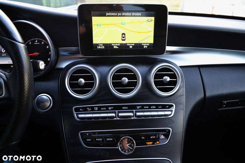 Mercedes-Benz Klasa C 200 4-Matic 7G-TRONIC - 14