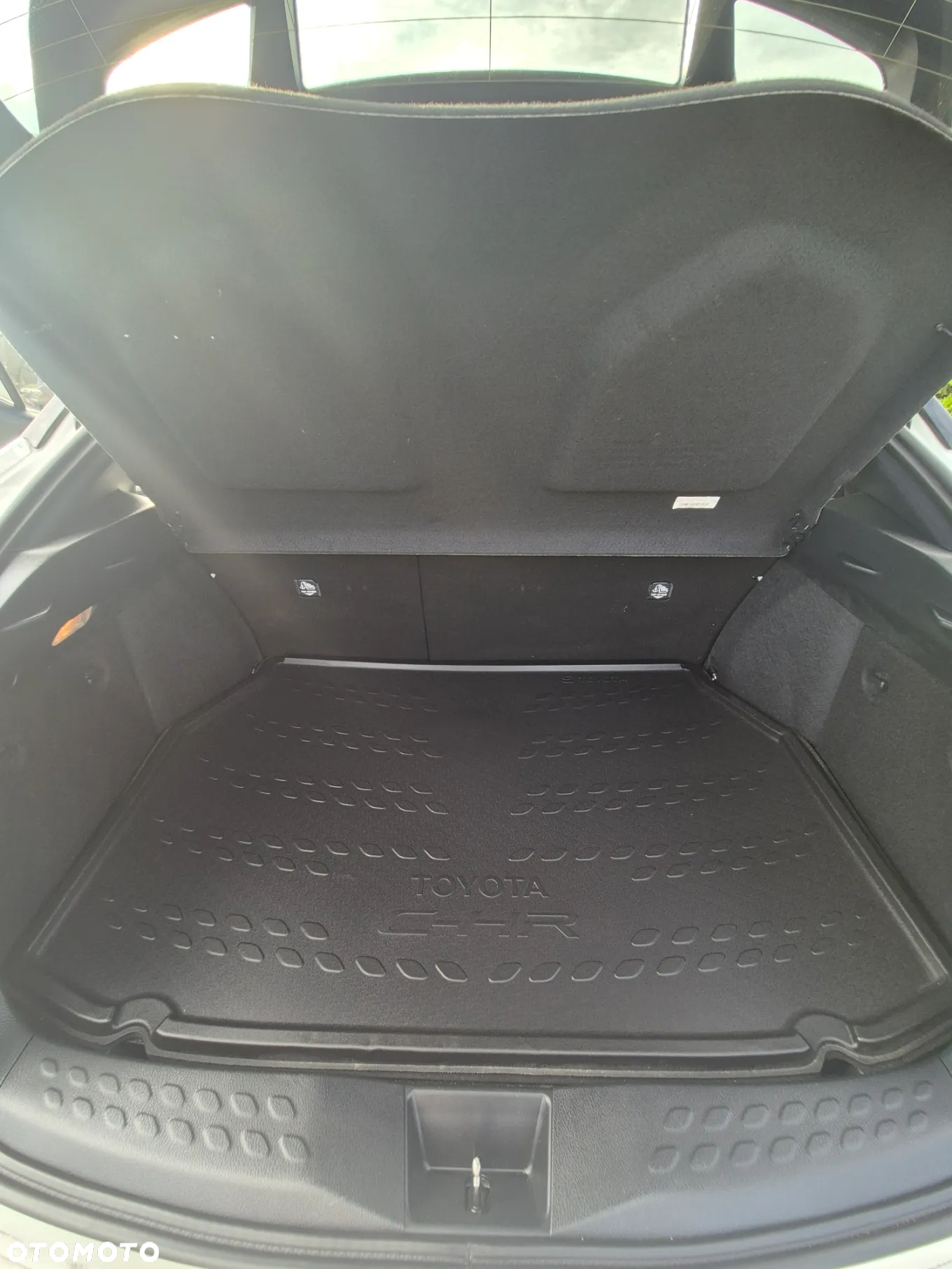 Toyota C-HR 2.0 Hybrid GR Sport - 25