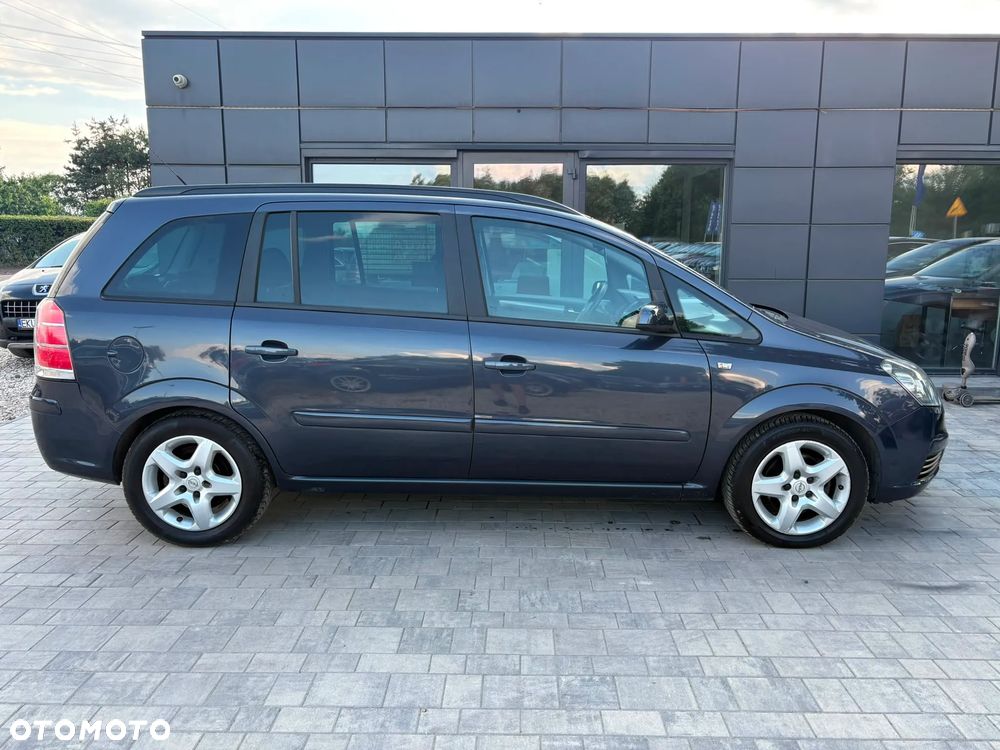 Opel Zafira 1.8 16V - 7