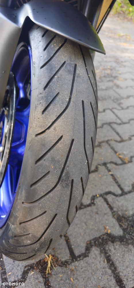 Yamaha FZ8 - 15
