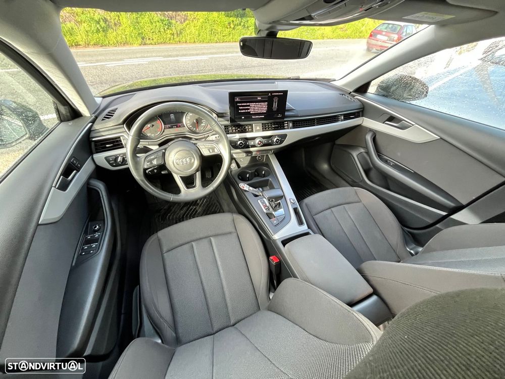 Audi A4 Avant 30 TDI S line S tronic - 12