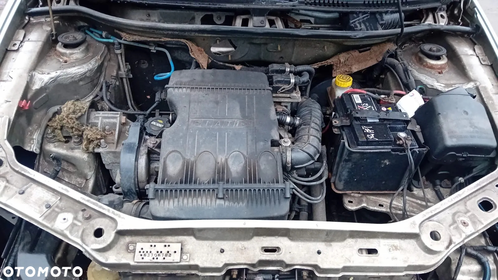Tylko Części Fiat Punto II 1.2 16v 188A5.000 80KM 59kW 99r–03r lakier 647 - 10