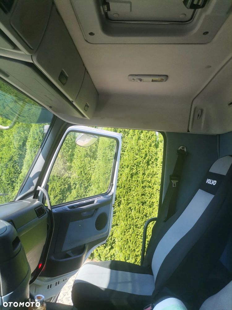 Volvo FM 300 - 6