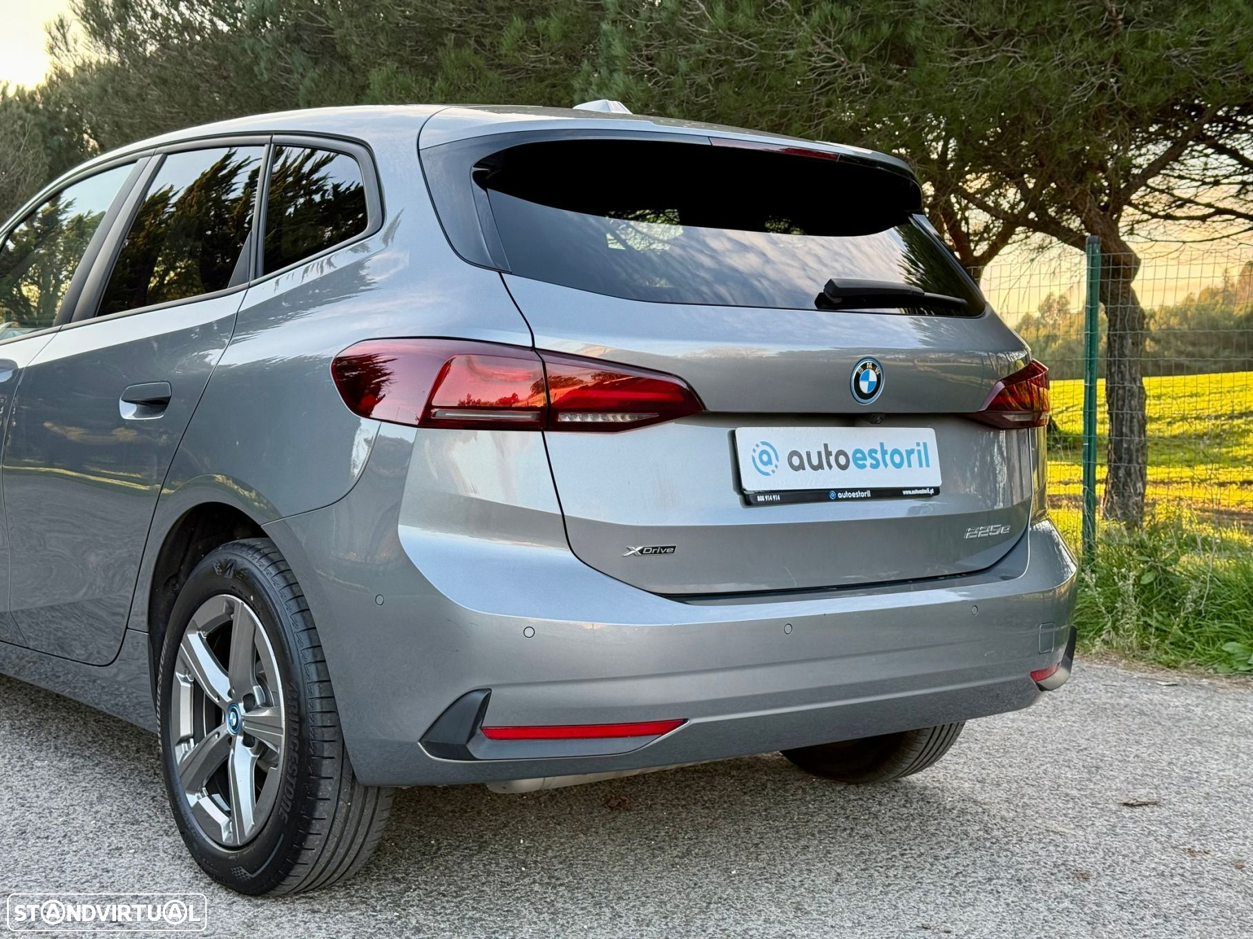 BMW 225xe Active Tourer - 17