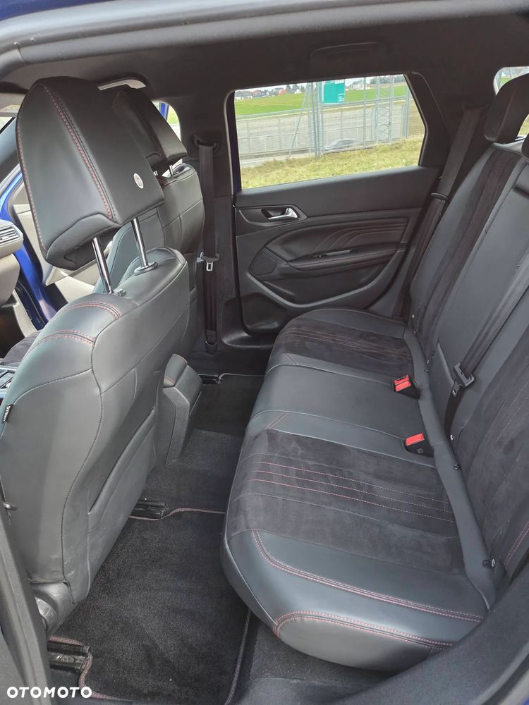 Peugeot 308 - 18