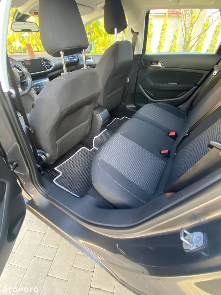 Peugeot 308 1.5 BlueHDi Active Pack S&S EAT8 - 15