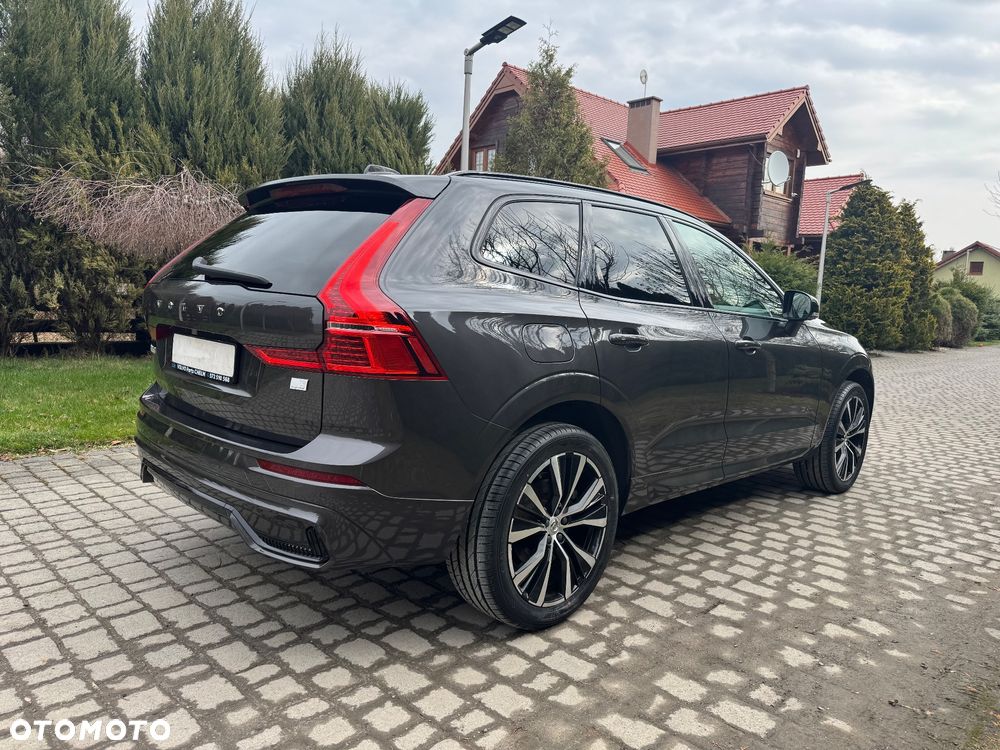 Volvo XC 60 T8 AWD Recharge Ultimate Black Edition - 8