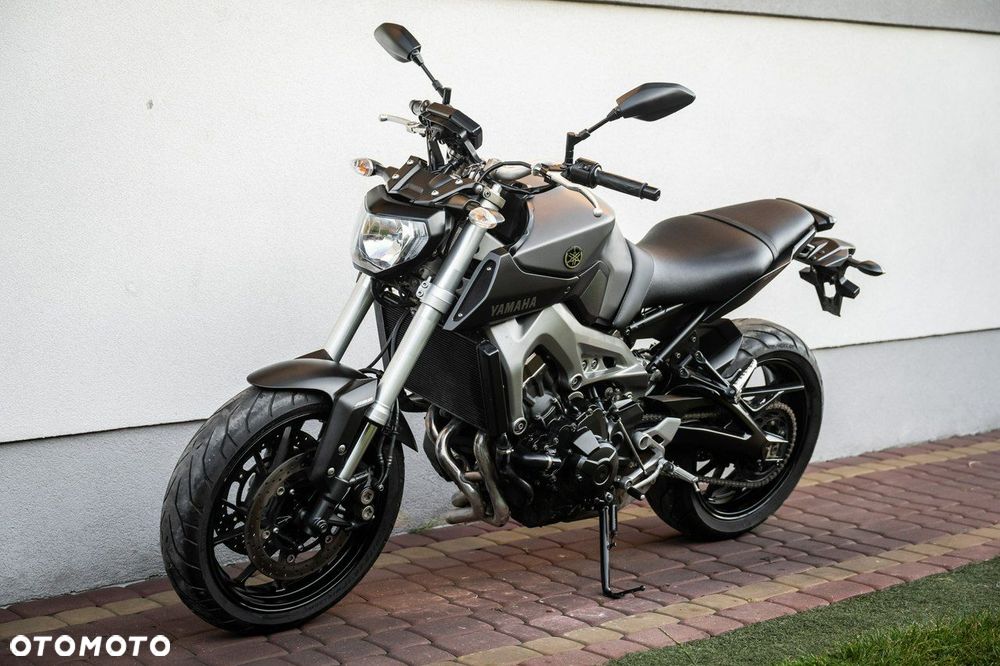 Yamaha MT - 7