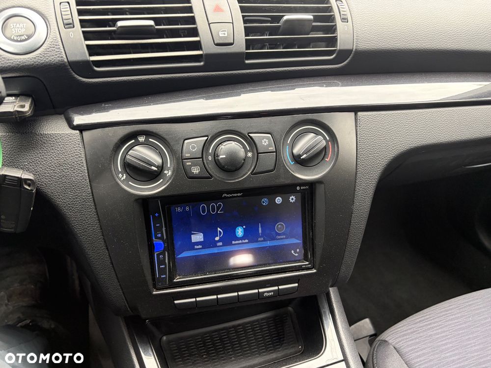 BMW Seria 1 - 25