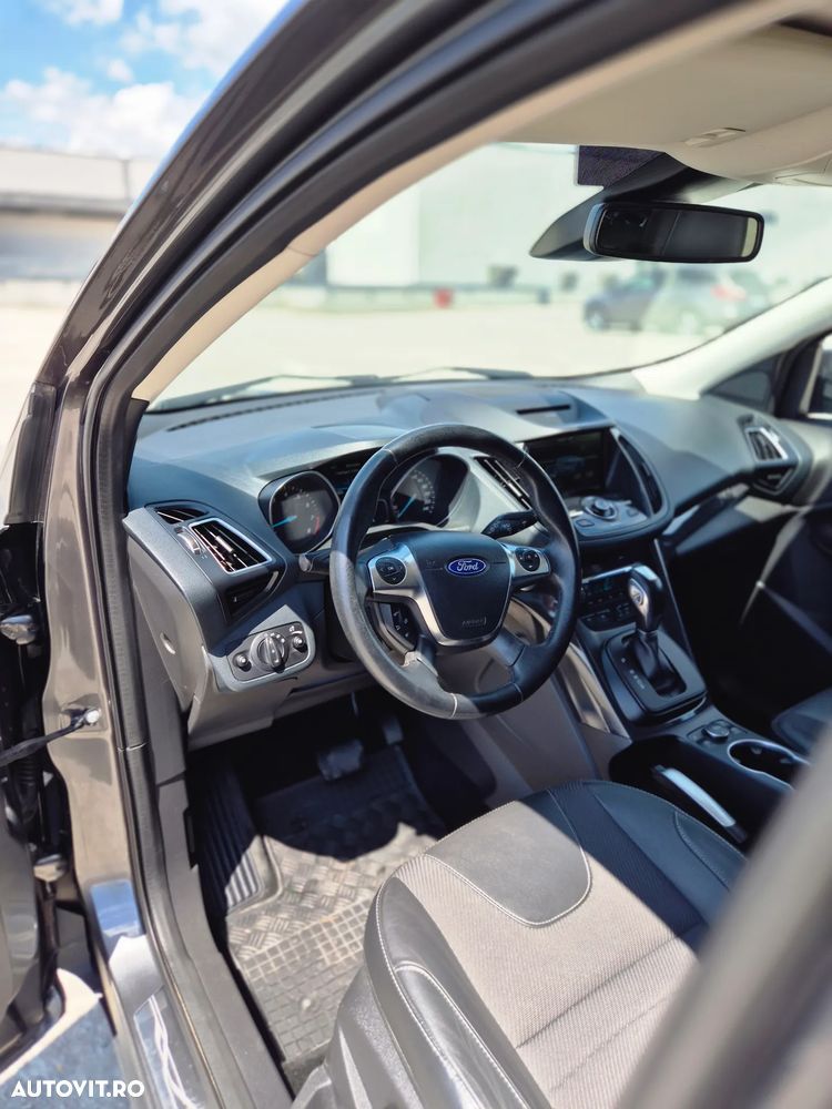 Ford Kuga 1.5 EcoBoost 4WD Aut. Titanium - 5