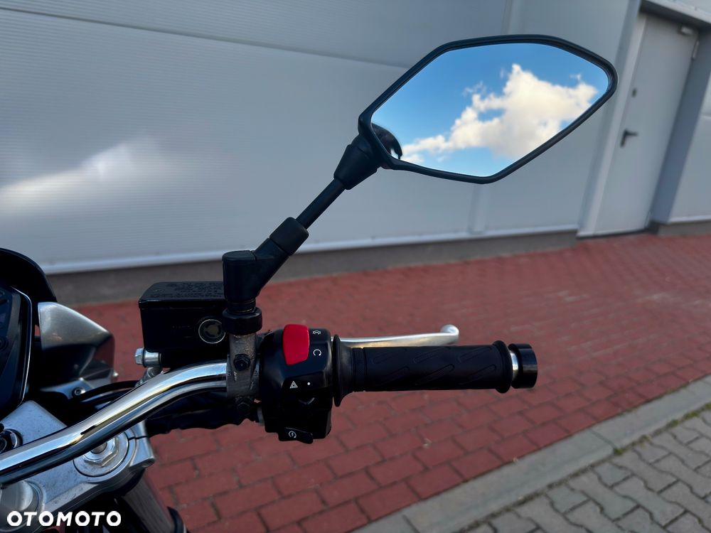 Suzuki SV - 15