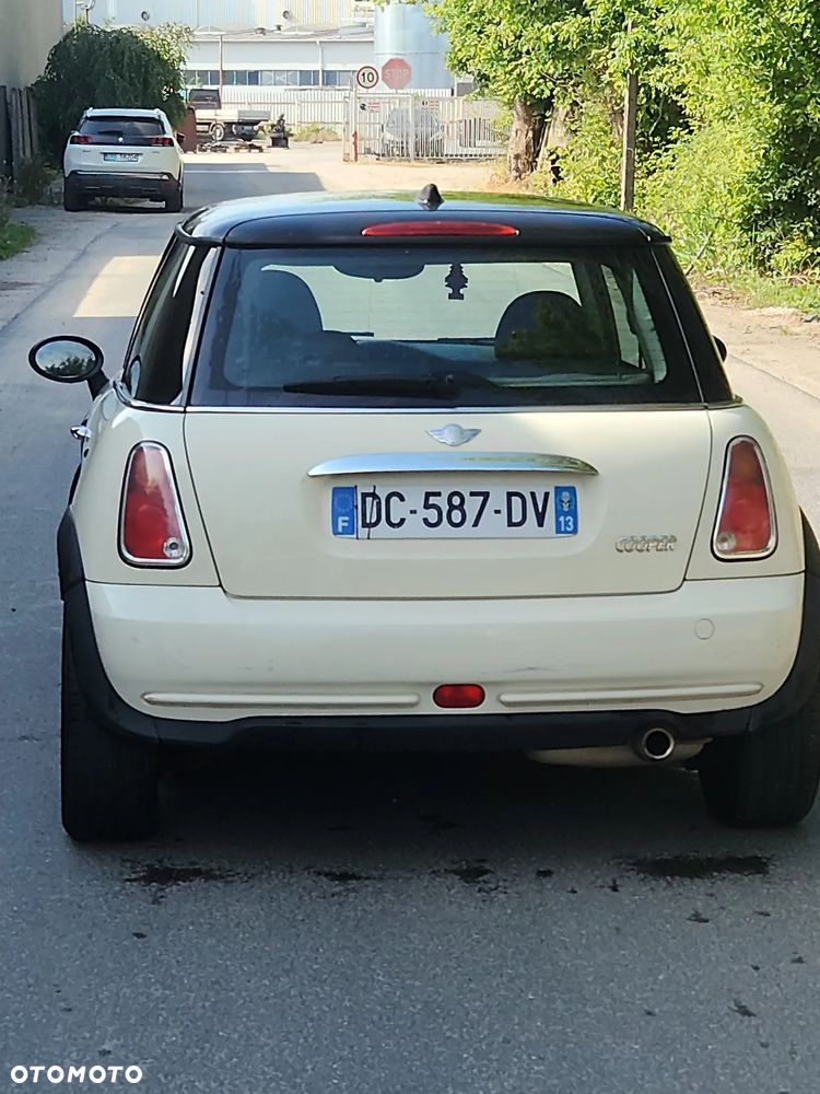 MINI Cooper Standard - 6