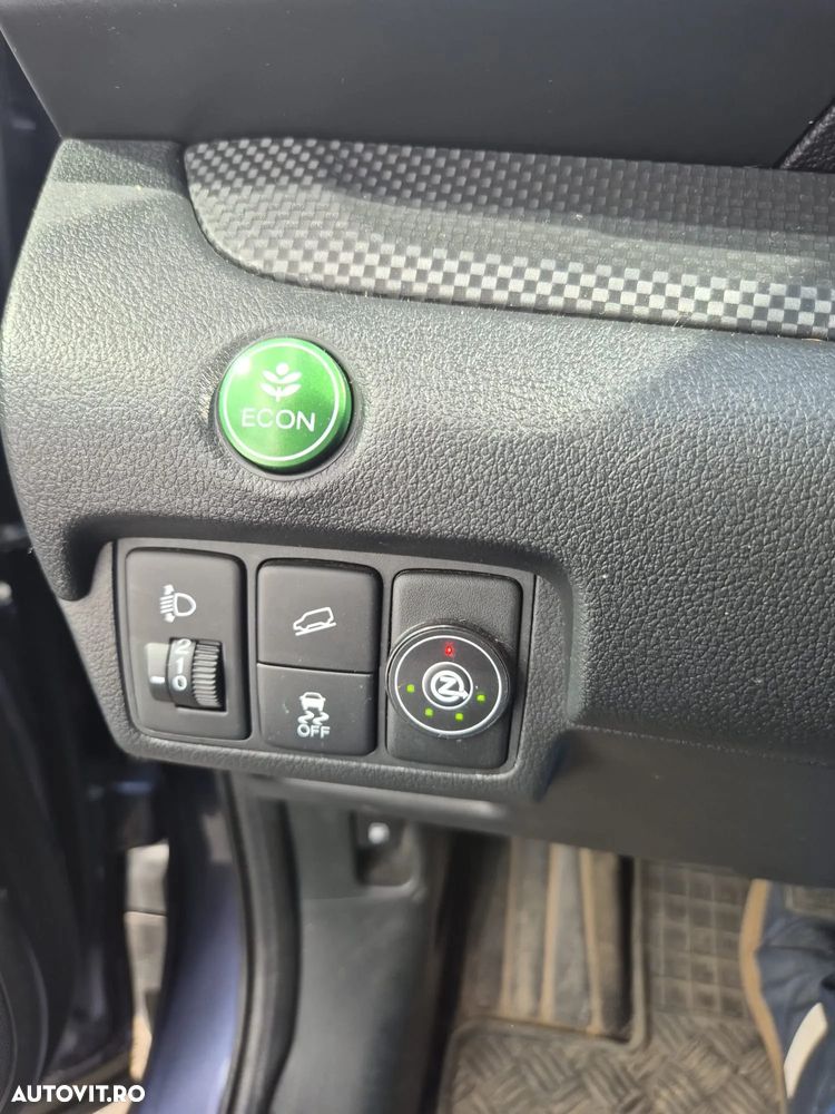 Honda CR-V 2.0 A/T 4WD Elegance - 6