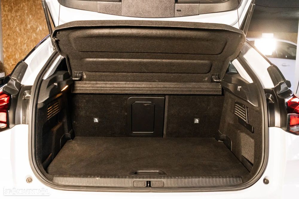 Citroën e-C4 50 kWh E-Series Collection - 47