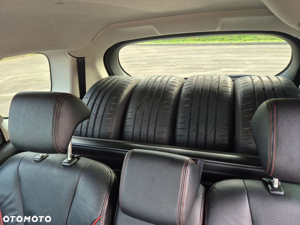 Mazda 5 2.0 Sport - 40