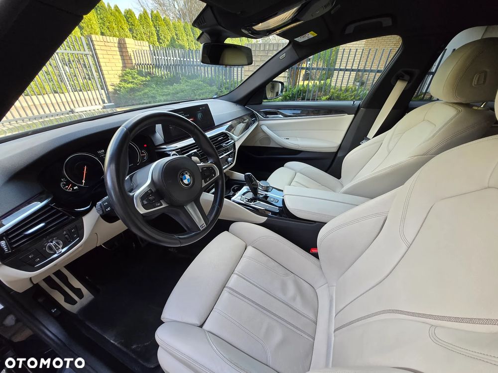 BMW Seria 5 520d xDrive M Sport sport - 7
