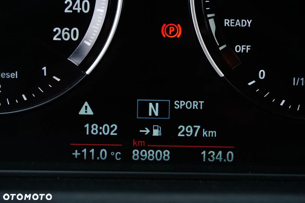 BMW X1 sDrive18d Advantage - 37
