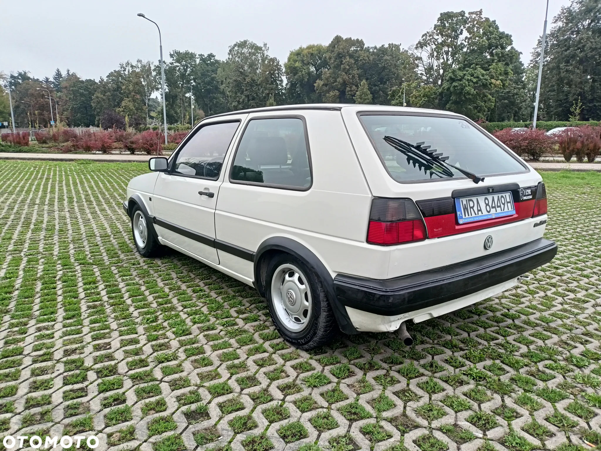 Volkswagen Golf 1.6 CL - 6