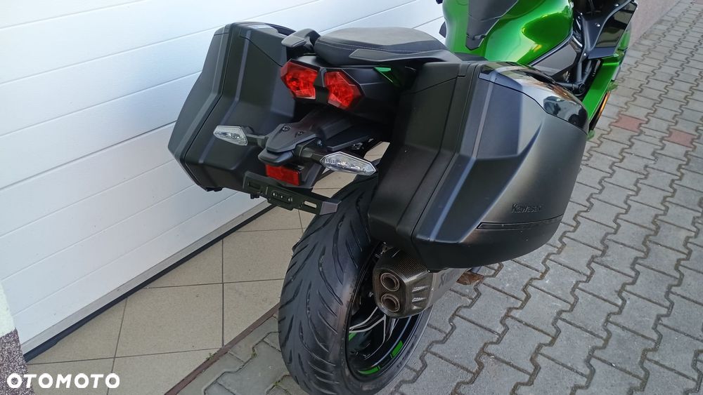 Kawasaki Ninja H2 SX - 27