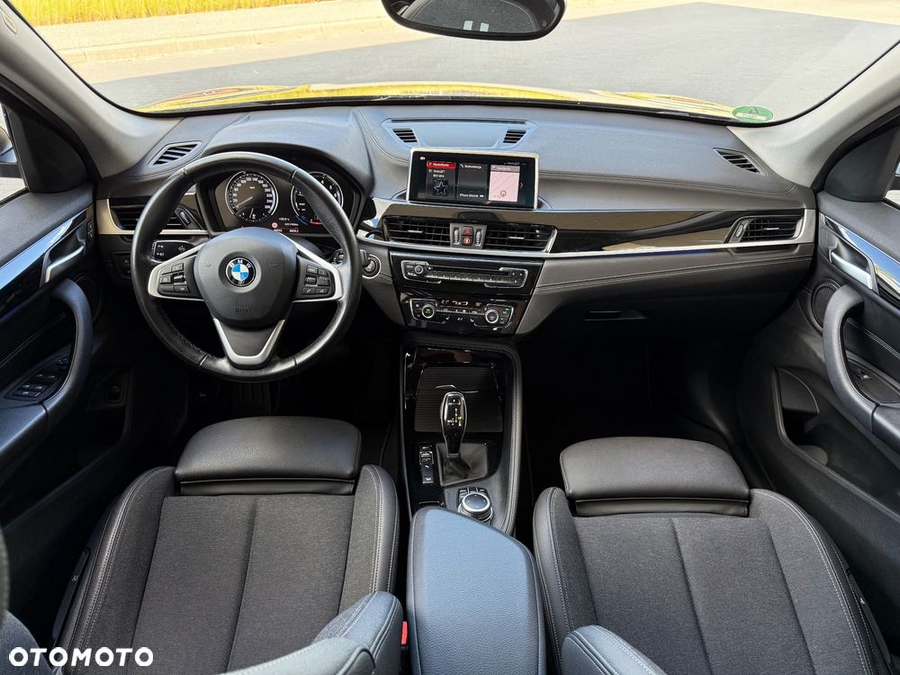 BMW X1 xDrive20i GPF Sport Line - 15