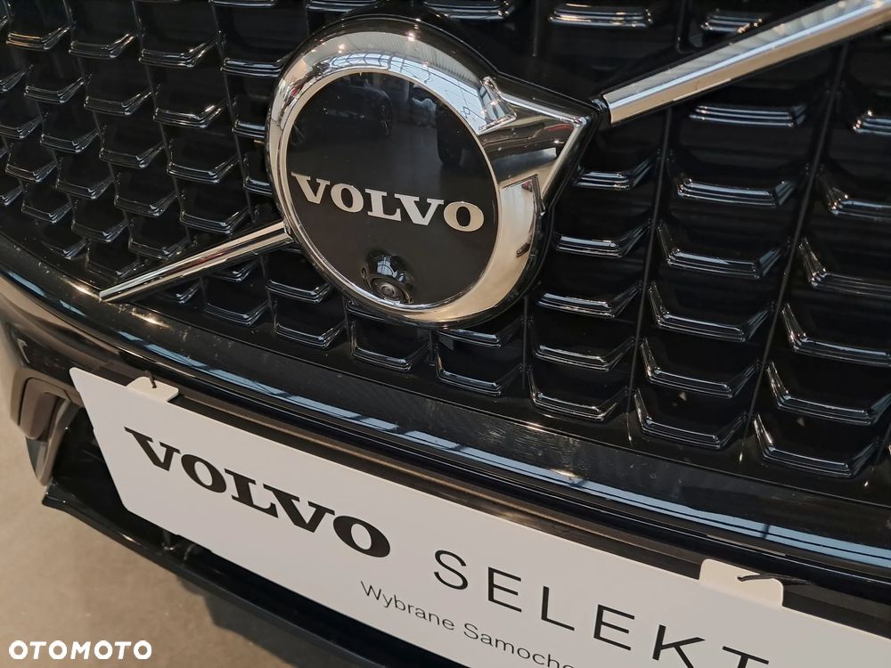 Volvo XC 60 B5 B AWD Plus Dark - 31