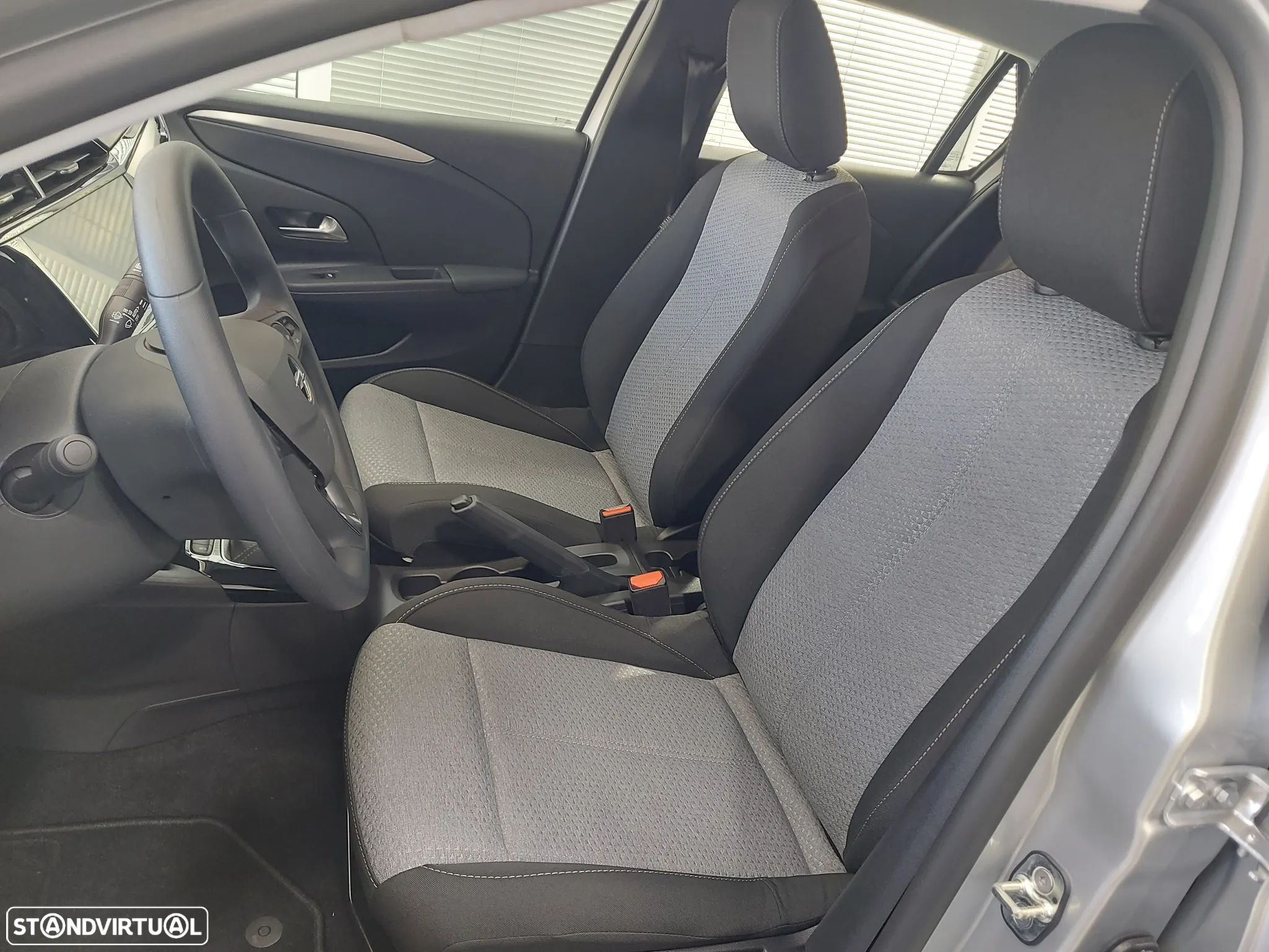 Opel Corsa 1.2 T Edition - 5