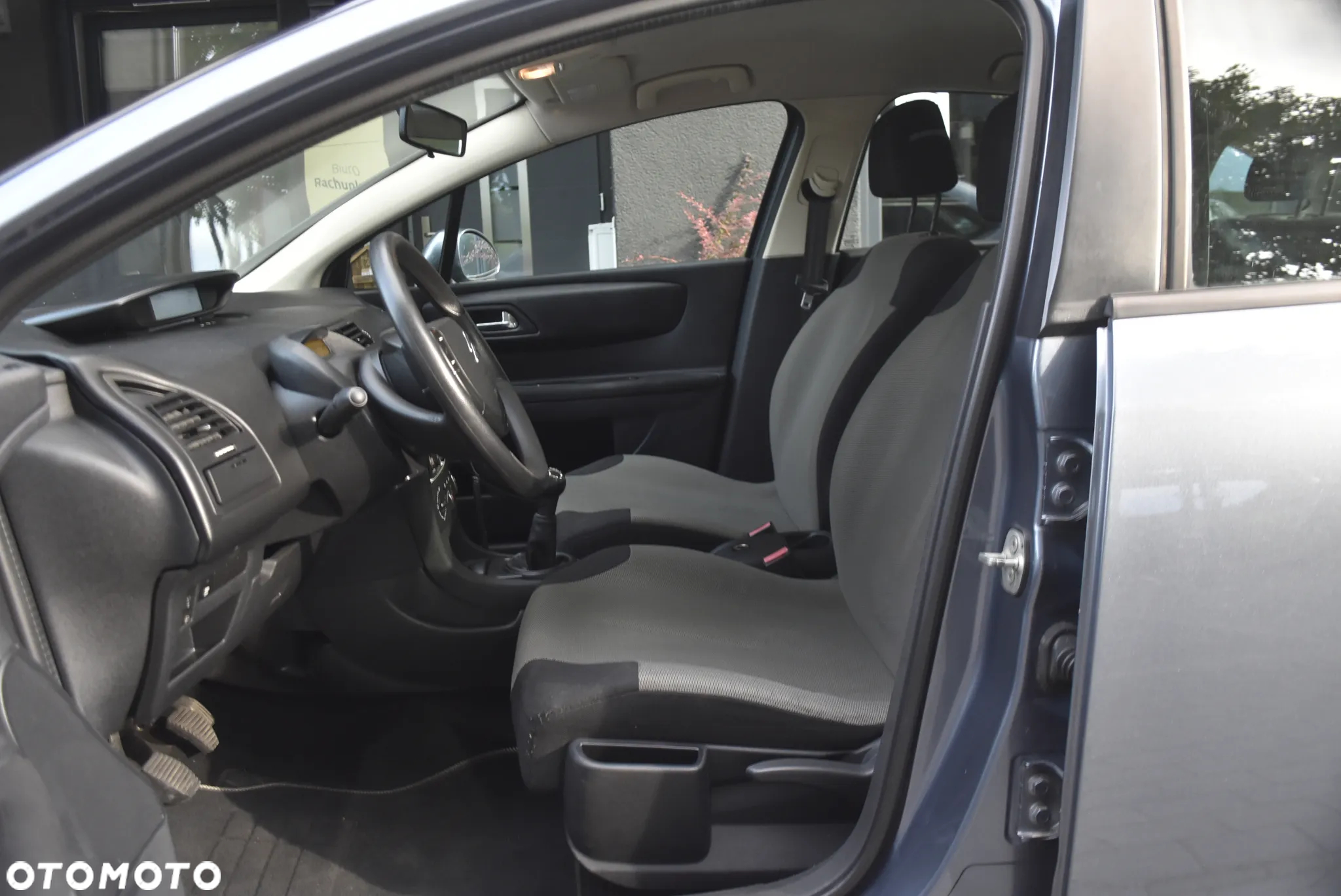 Citroën C4 1.6 16V Style - 9