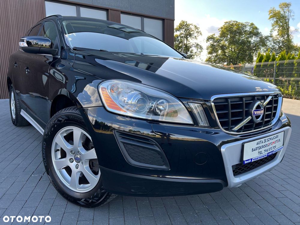 Volvo XC 60 D4 AWD Geartronic Momentum - 12