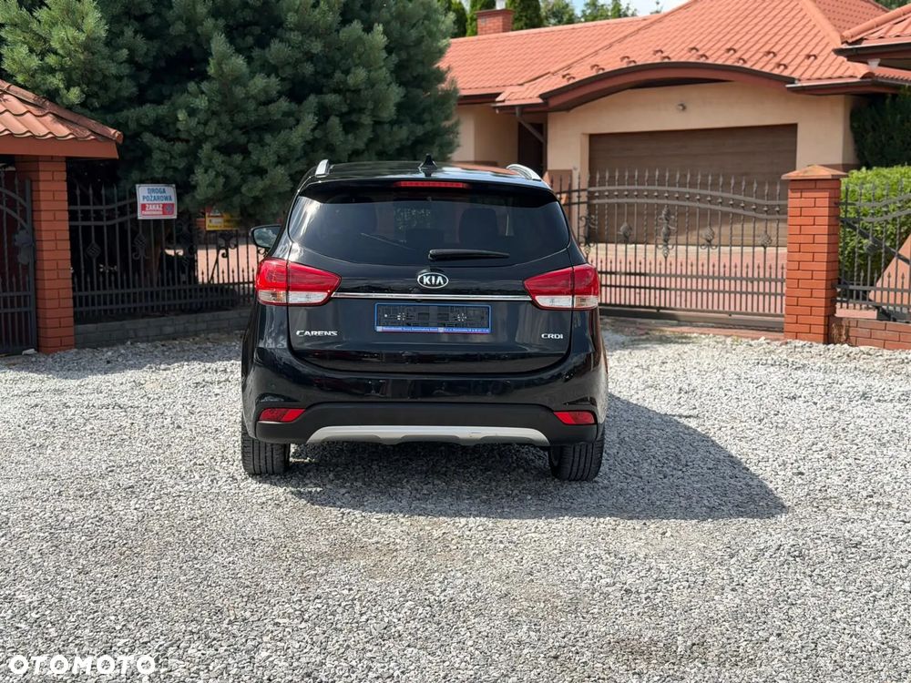 Kia Carens 1.7 CRDi M 7os EU6 - 12
