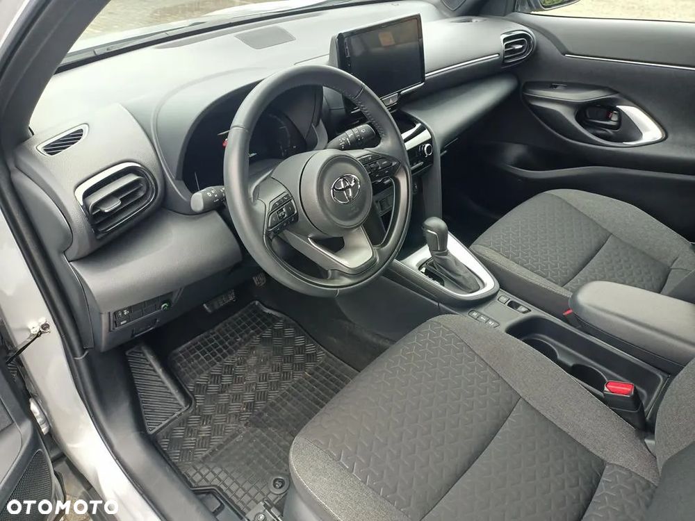 Toyota Yaris Cross - 14