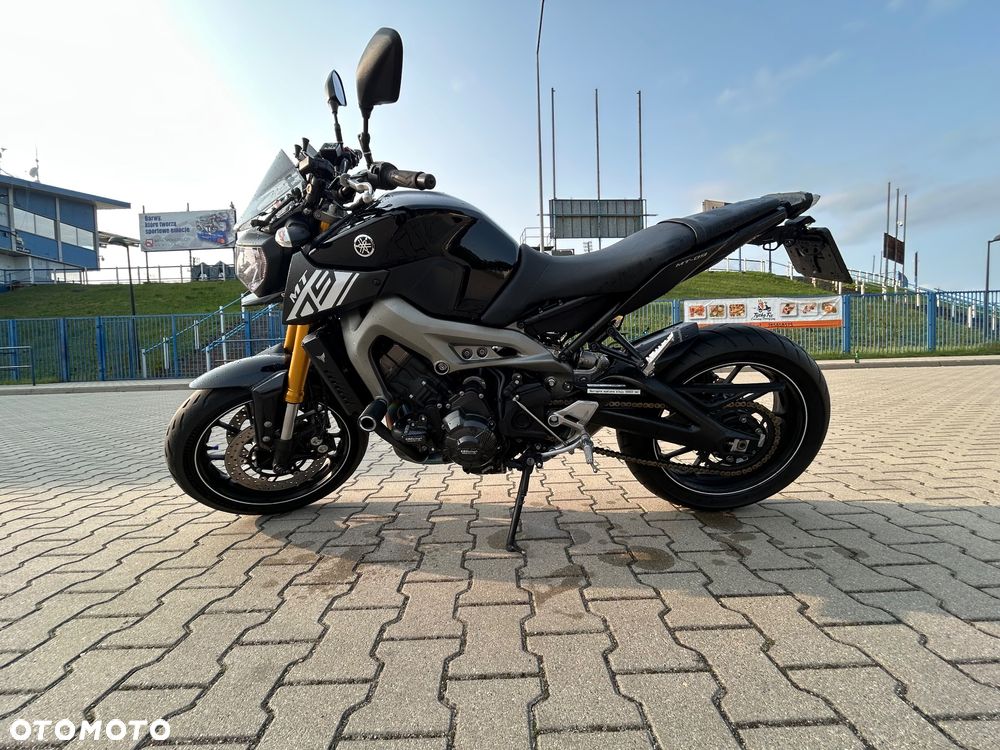 Yamaha MT - 12