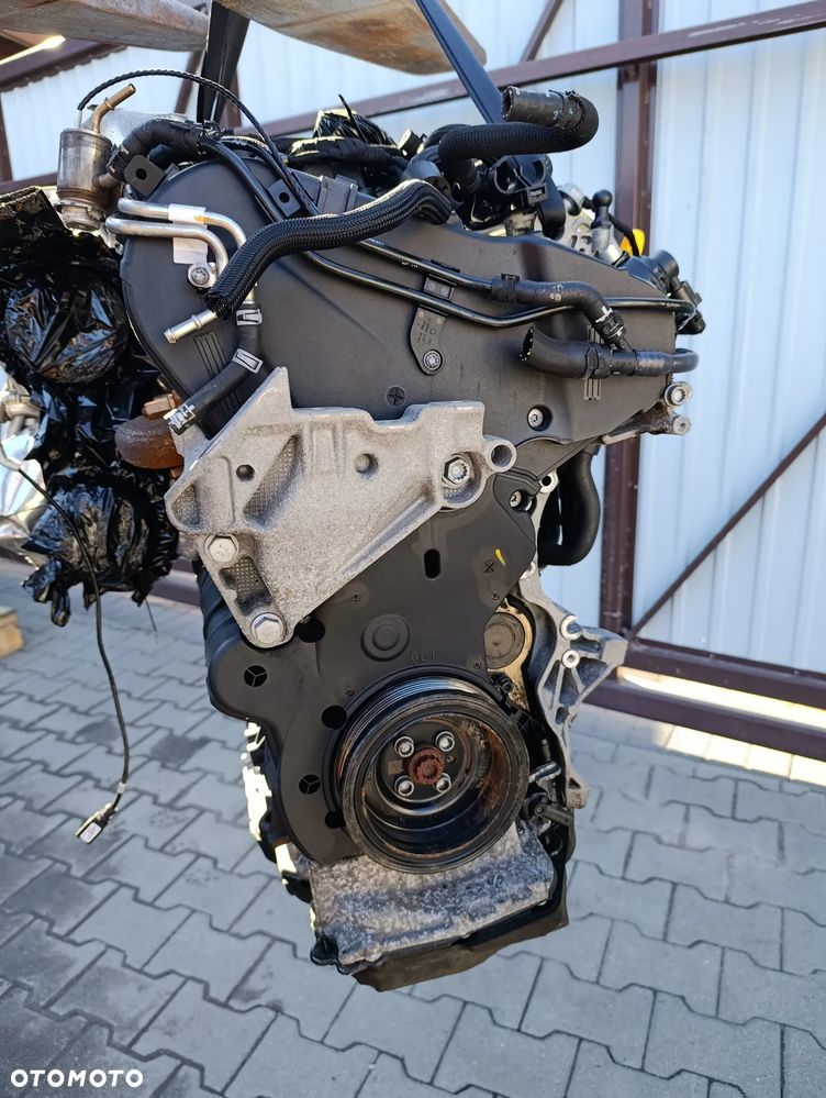 VW PASSAT B8 2.0 TDI SILNIK KOMPLETNY DSR - 4