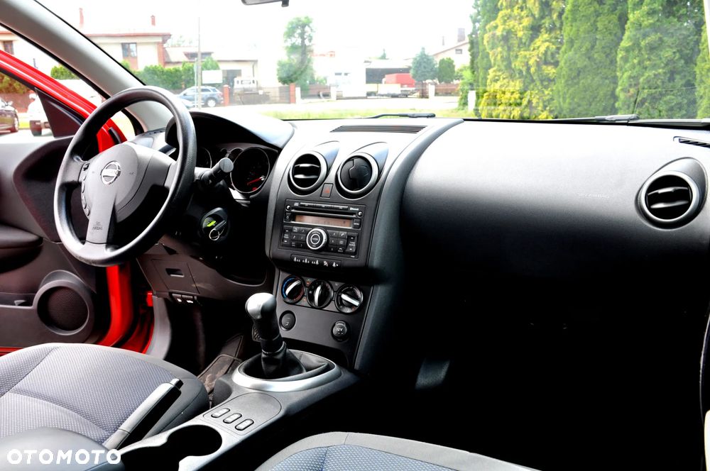 Nissan Qashqai 1.6 Visia - 31