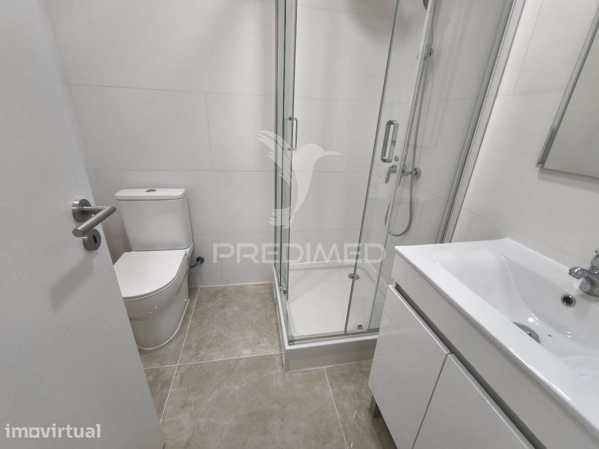 Apartamento Baixa da Banheira remodelado como Novo - Grande imagem: 4/7