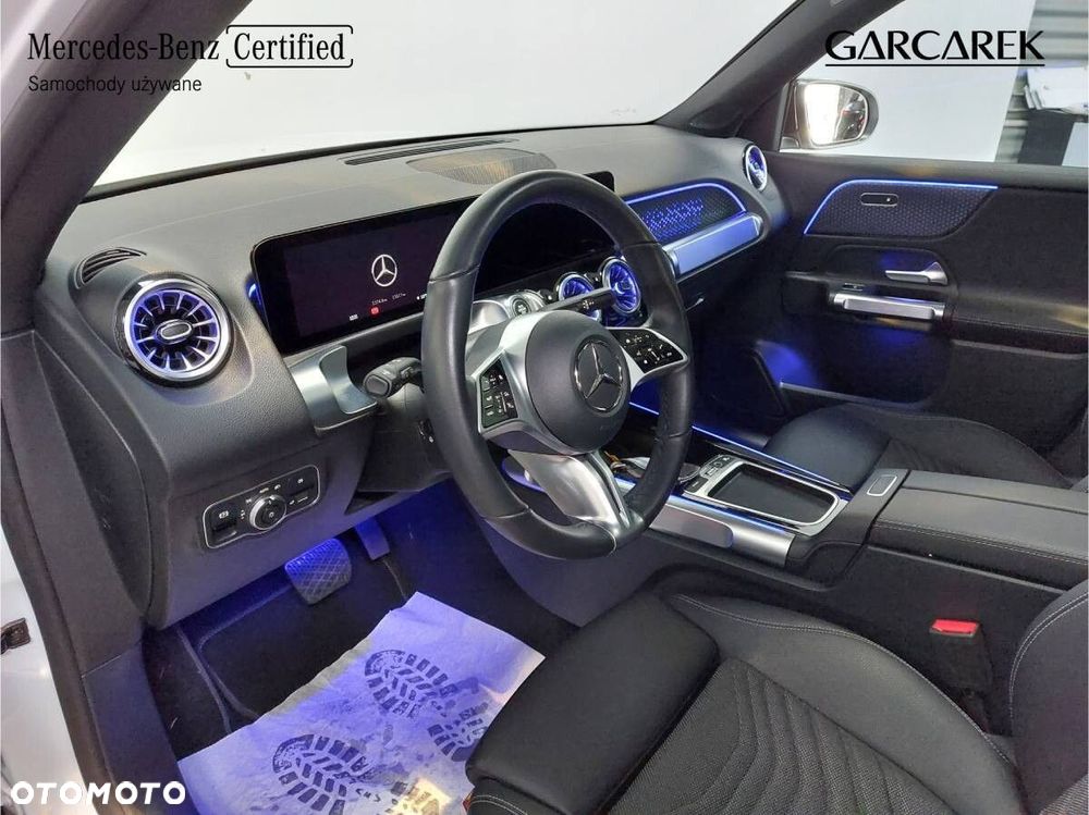 Mercedes-Benz GLB - 13
