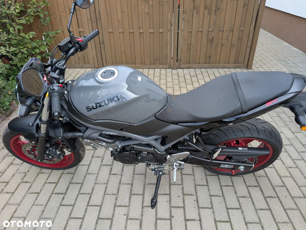 Suzuki SV - 2
