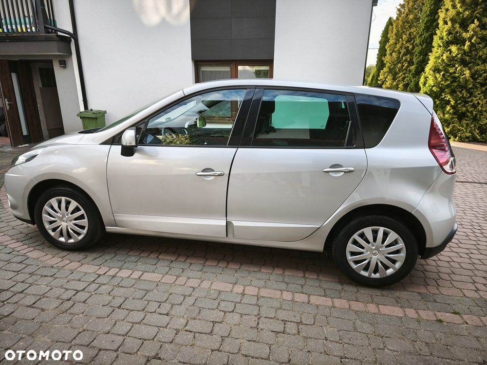 Renault Scenic 1.6 16V 110 TomTom Edition - 15