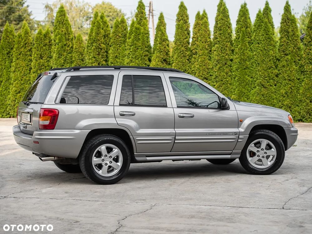 Jeep Grand Cherokee - 14