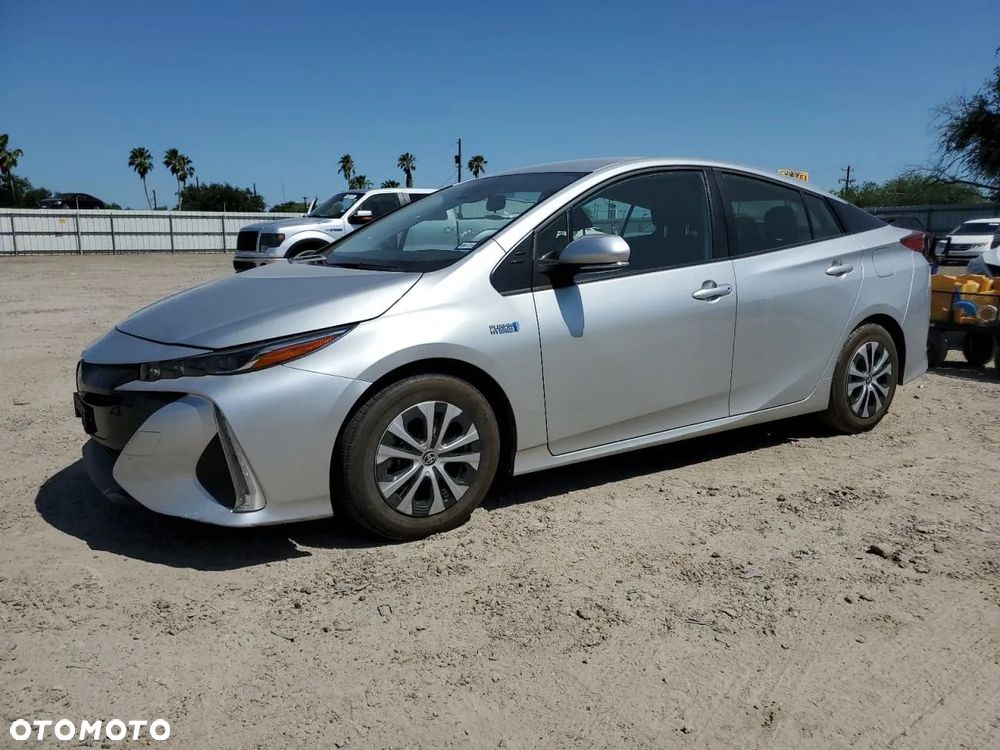 Toyota Prius - 1