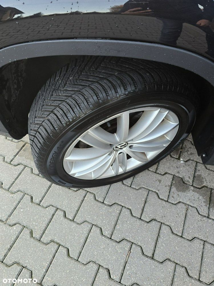 Volkswagen Tiguan - 28
