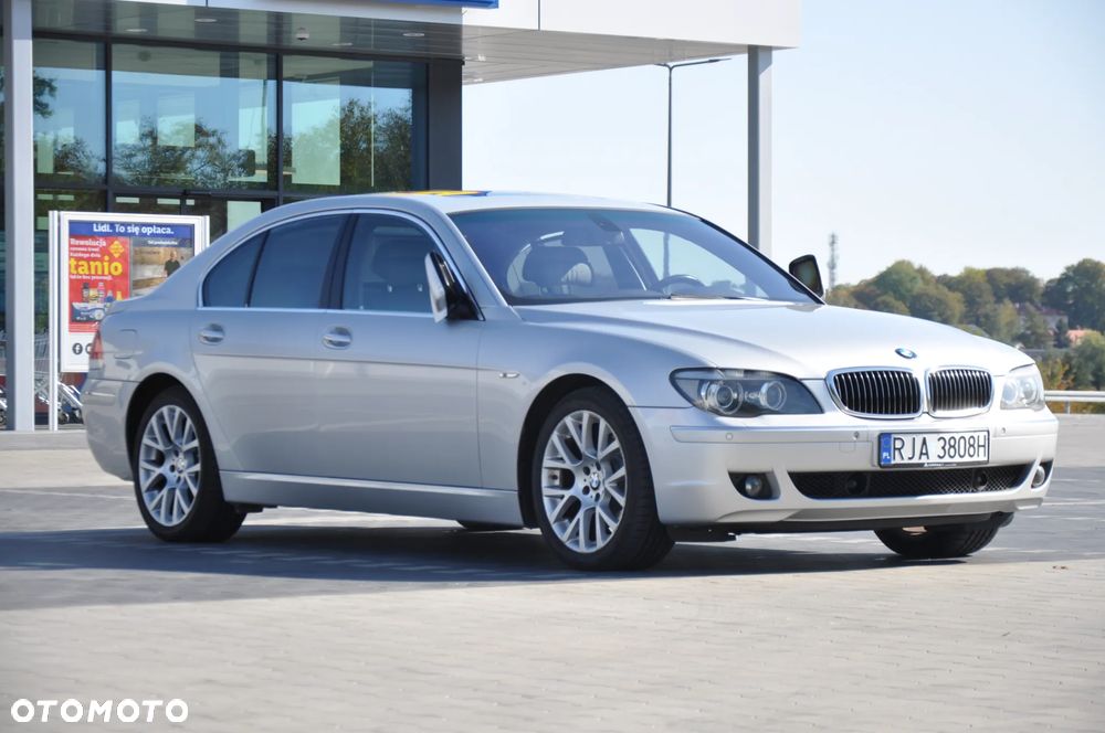 BMW Seria 7 740i - 10