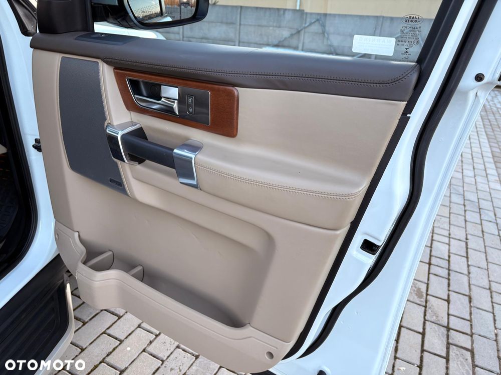 Land Rover Discovery 3.0 Si6 HSE Luxury - 13