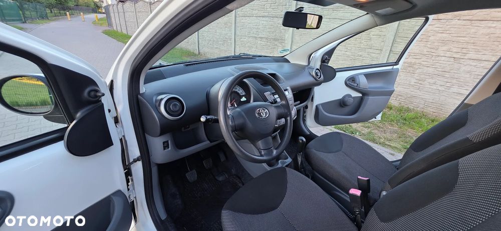 Toyota Aygo - 17