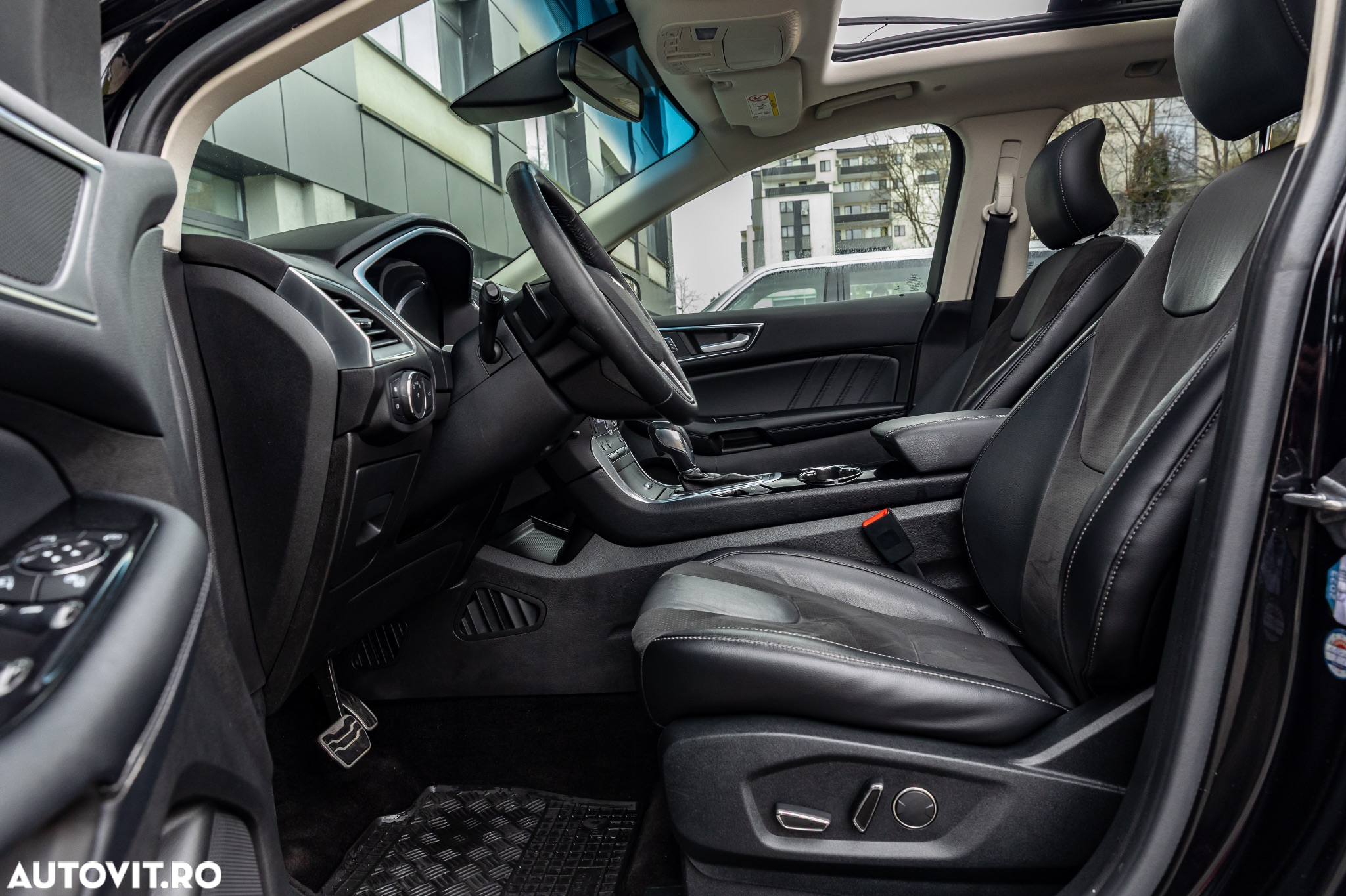 Ford Edge 2.0 TDCi Bi-Turbo 4x4 ST-LINE - 12